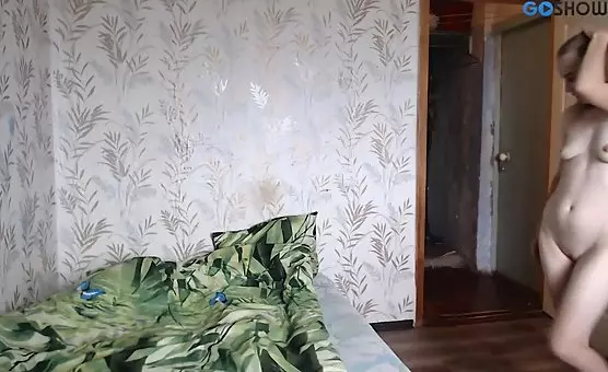 Shameless Barefoot Voyeur Catching Her Wet Pussy on Display