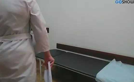 Doctors Throaty Blowjobs for Medical Inspections