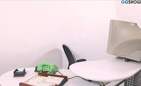 Seduced by a Secretary in Red Lingerie and Enthusiastic Blowjob